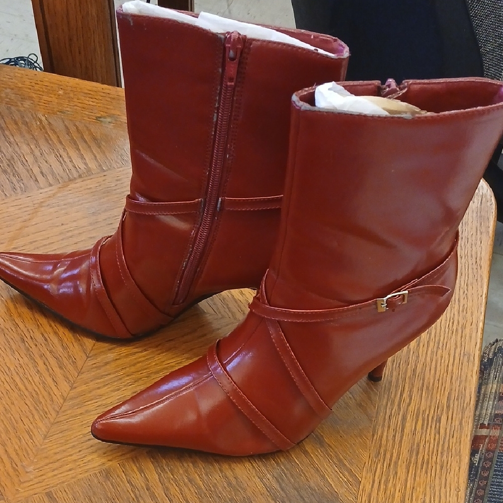 Chic Red Heeled Boots